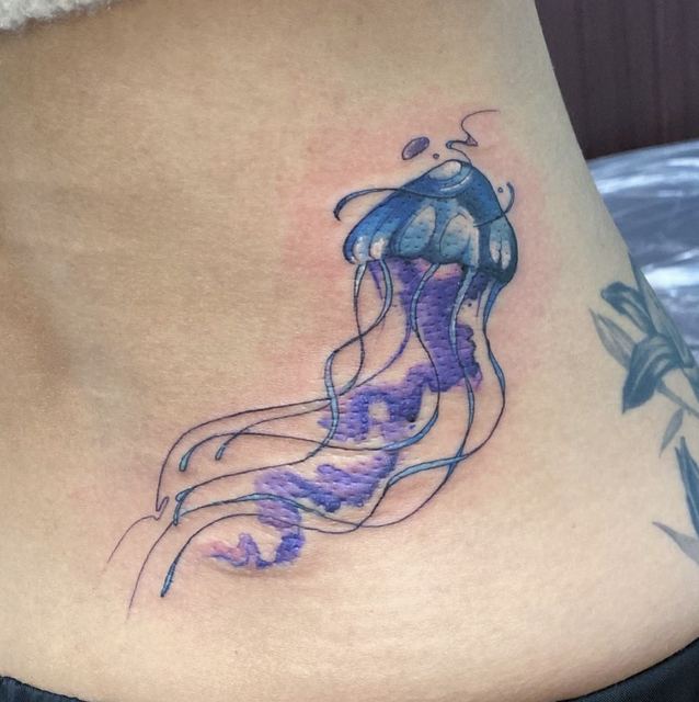 Jelly Fish tattoo by Deadpigeon (color)
