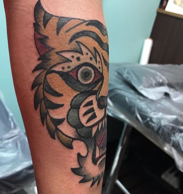 Tiger tattoo by Deadpigeon (color)